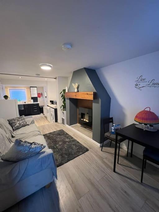 Haven - Beautiful 3 Bedroom House Ballynahinch Kültér fotó